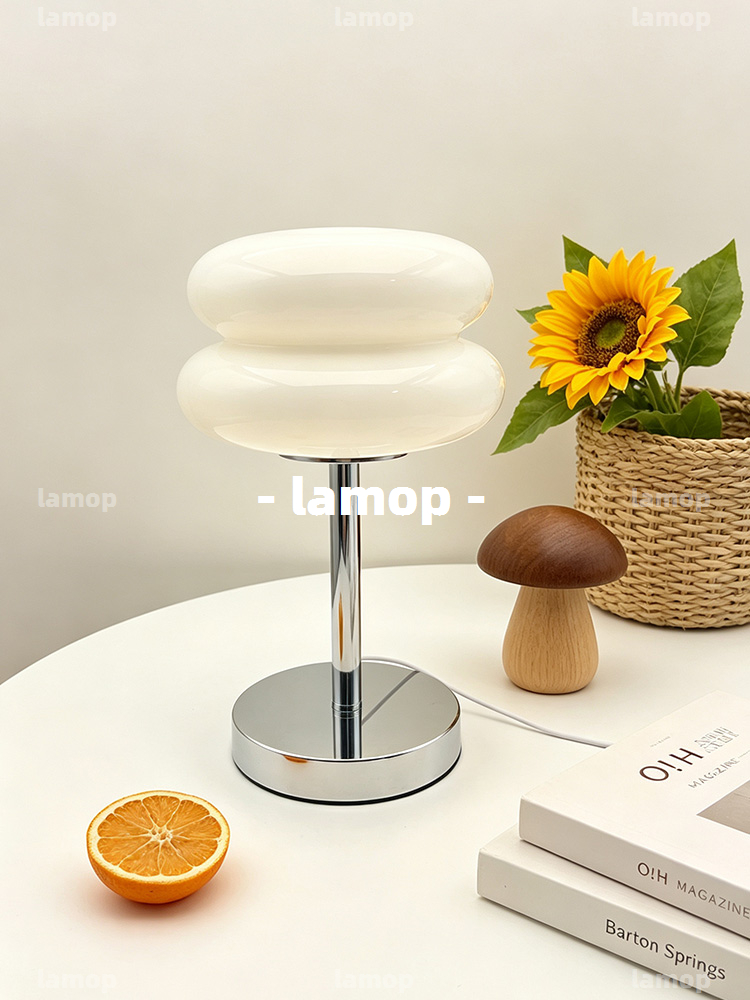 Bauhaus Cream-Globe Tischlampe – Decor Lighting & Decor Fires Bewertung und Preis